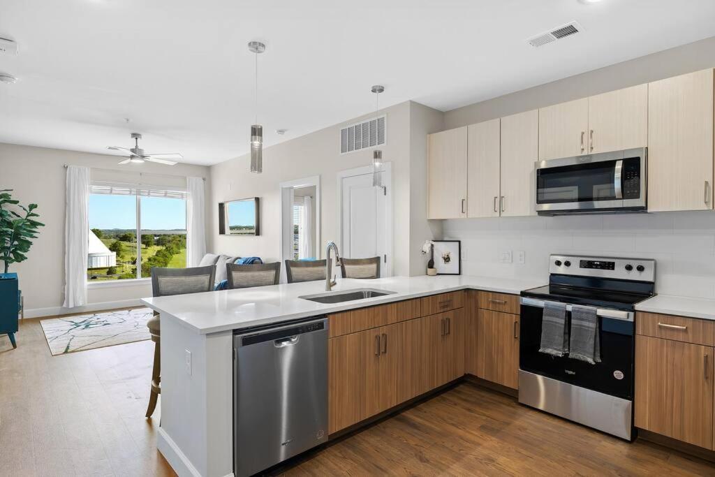 Beverly Hills Suite Penthouse The Gulch Nashville Buitenkant foto