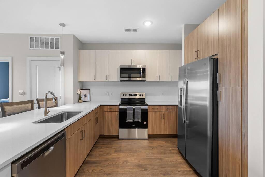 Beverly Hills Suite Penthouse The Gulch Nashville Buitenkant foto