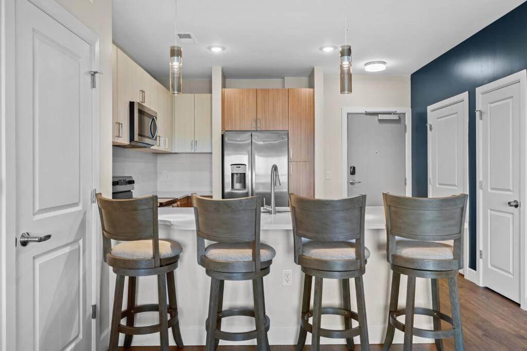 Beverly Hills Suite Penthouse The Gulch Nashville Buitenkant foto