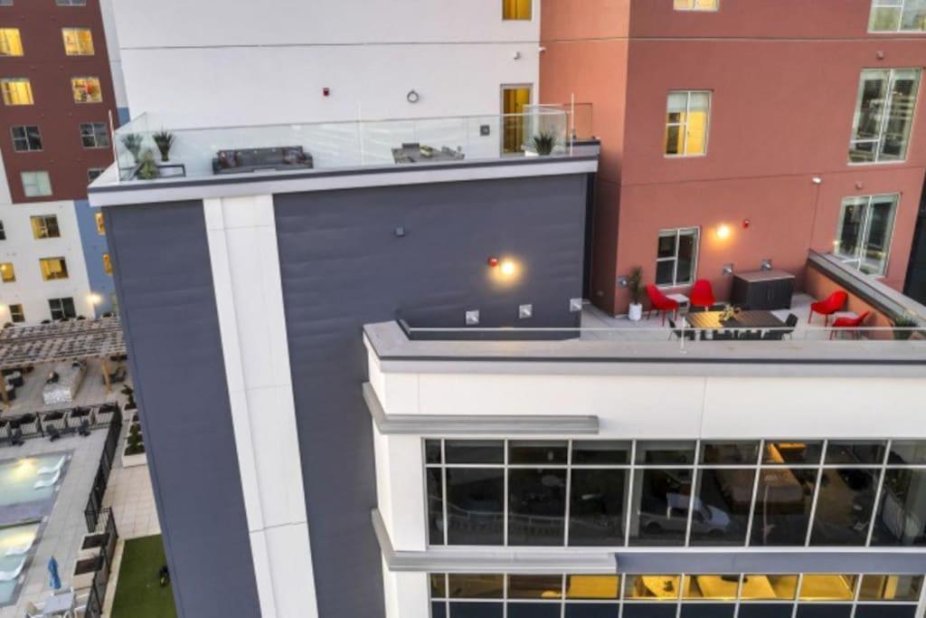 Beverly Hills Suite Penthouse The Gulch Nashville Buitenkant foto