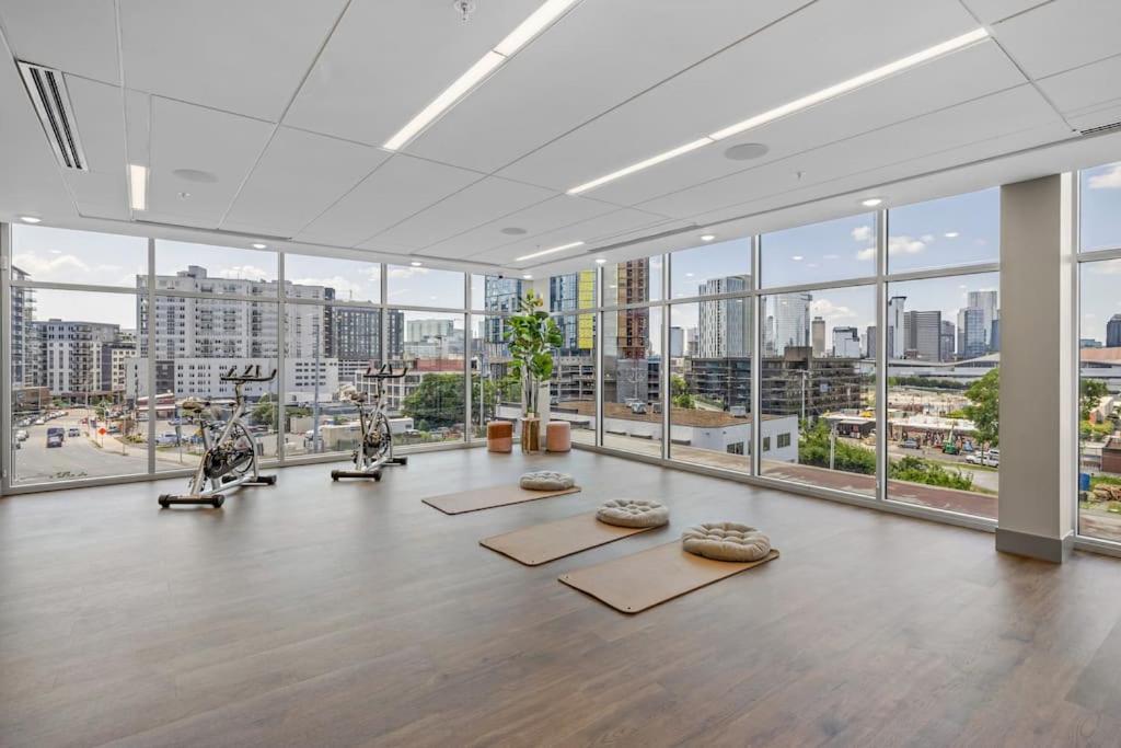 Beverly Hills Suite Penthouse The Gulch Nashville Buitenkant foto