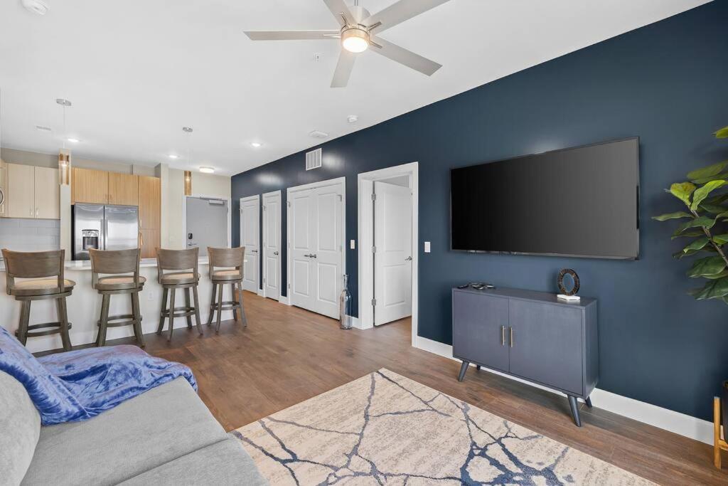 Beverly Hills Suite Penthouse The Gulch Nashville Buitenkant foto
